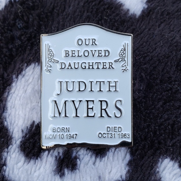 Judith Myers Tombstone Pin Halloween Michael Myers - Picture 3 of 6